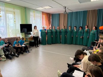 Акция «Поём песни Победы» 
